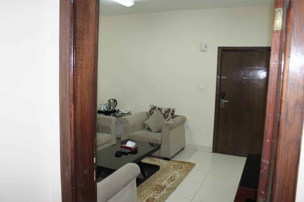 Al Mawasem Al Arbaa Aparthotel Jubail Экстерьер фото