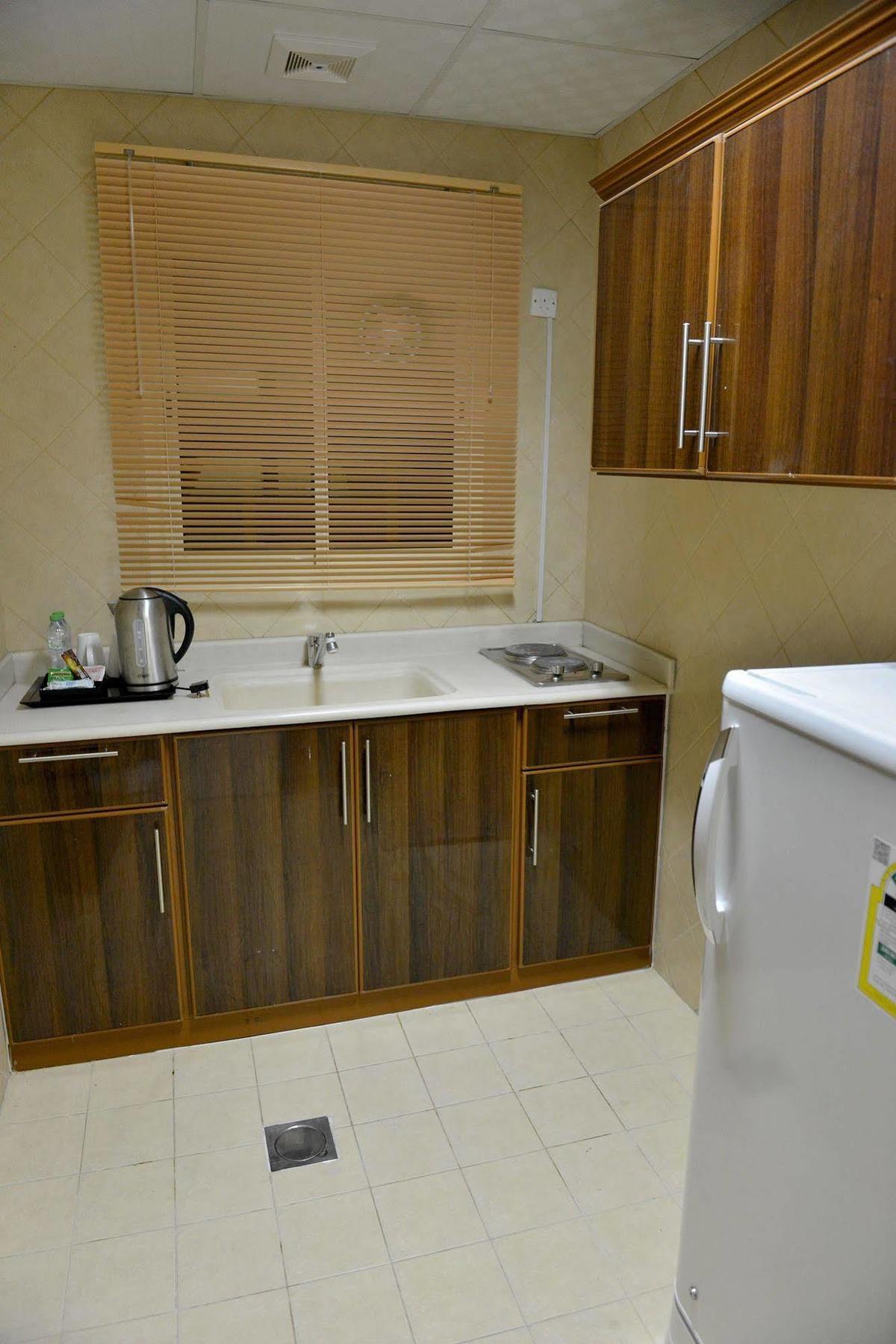Al Mawasem Al Arbaa Aparthotel Jubail Экстерьер фото