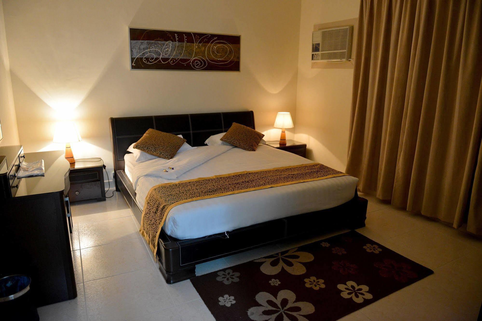 Al Mawasem Al Arbaa Aparthotel Jubail Экстерьер фото